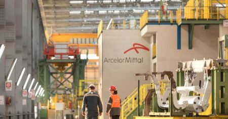 ArcelorMittal está com centenas de novas vagas de emprego para candidatos de nível médio, técnico e superior; há vagas para operador, auxiliar, motorista, assistente administrativo, mecânico industrial e outros