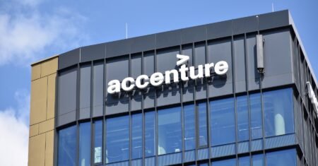 Accenture, líder global, está em busca de talentos brasileiros para integrar seu time. Diversas vagas de emprego em múltiplas áreas disponíveis! Não perca essa chance!