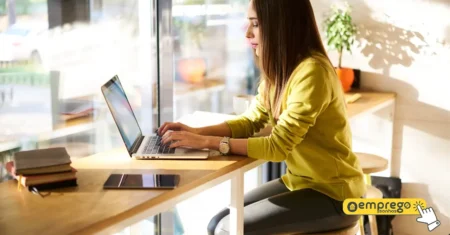 Kodland busca 8 pessoas para trabalhar Home Office no Brasil! Empresa está com vagas remotas abertas em seu site de recrutamento