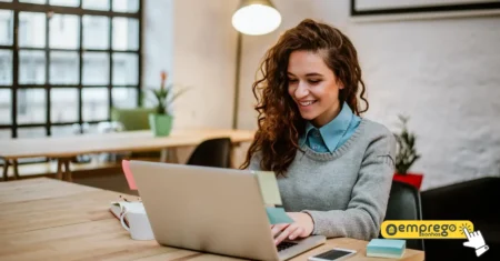 VOLL está com vagas para trabalho Home Office! Veja 7 oportunidades de emprego para trabalhar em casa e saiba como se candidatar