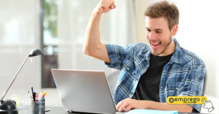 Vaga Home Office Grupo RBS para Operador Call Center está aceitando currículo pela internet