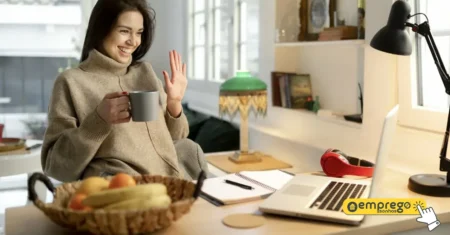 Vaga de emprego remoto na Heineken! A vaga home office para Assistente Executiva(o) está com inscrições abertas