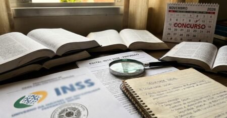 Concurso INSS 2026 ganha força com expectativa de milhares de vagas, mas indefinições sobre edital e cronograma ampliam a corrida por preparo antecipado