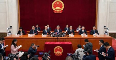 China anuncia estratégia para usar inteligência artificial na criação de vagas, impulsionar profissões e abrir frentes em economia digital e manufatura de ponta durante sessão da legislatura nacional