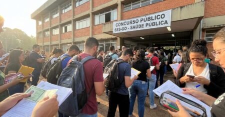 Concurso da SES-GO abre 50 vagas para fiscal de saúde pública com salário de R$ 10,1 mil, inscrições até 21 de abril e provas em Goiânia