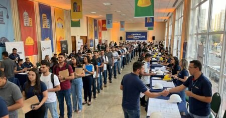 Goiânia recebe feirão com 1,4 mil oportunidades de trabalho e estágio na construção civil, salários até R$ 5 mil e seleção no local nos dias 18 e 19 de março