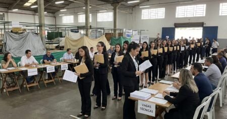 Feirão de empregos em Piracicaba oferece mais de 400 vagas exclusivas para mulheres com seleção no Varejão do Centro e foco em áreas técnicas e administrativas